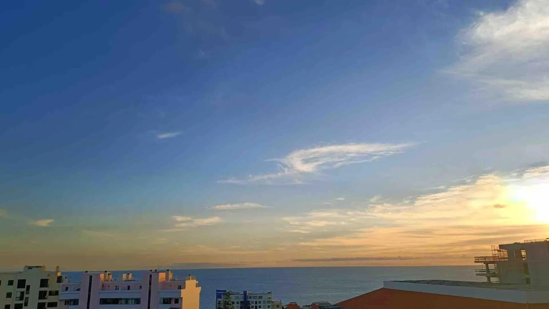 Sea View Apartment 푼샬 포르투갈
